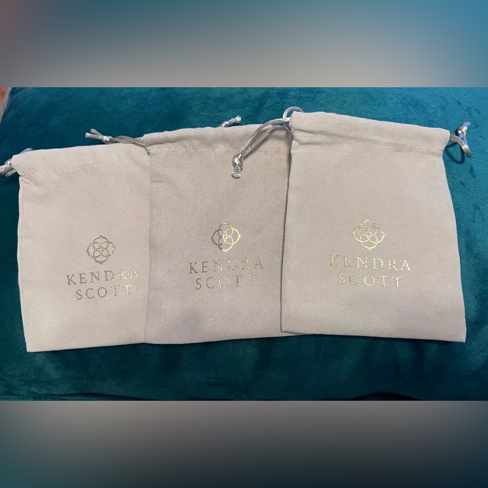 Kendra Scott bags set of 3